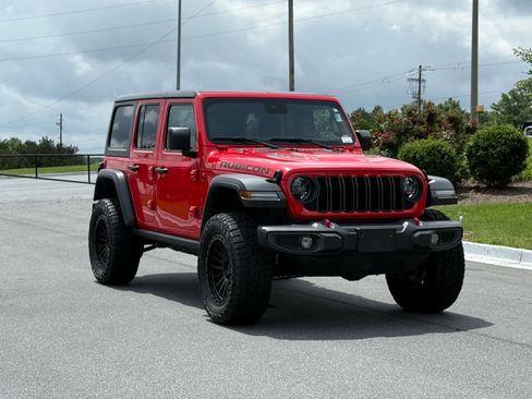 Used 2024 Jeep Wrangler Unlimited Rubicon AWD/4WD image 7