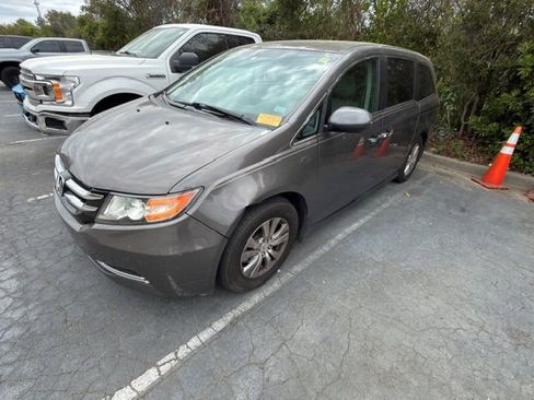 Used 2016 Honda Odyssey SE image 5