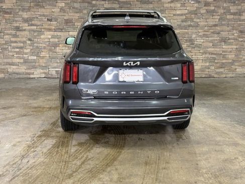 Used 2022 Kia Sorento EX w/ Panoramic Sunroof Package image 7