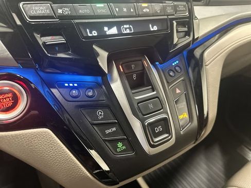 Used 2019 Honda Odyssey Elite image 25
