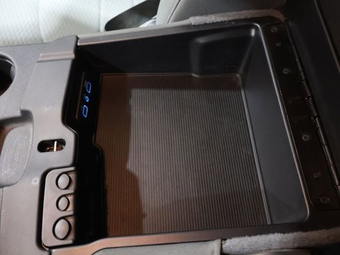 Used 2019 RAM 1500 Express w/ Express Value Package image 31