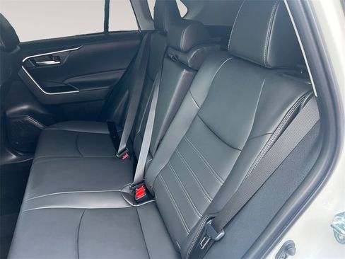 Used 2025 Toyota RAV4 XLE Premium image 13