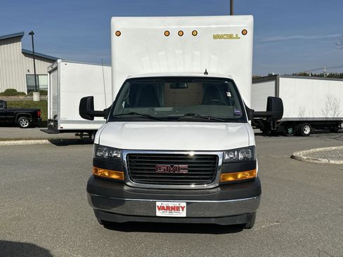Used 2022 GMC Savana 3500 w/ Power Convenience Package image 2