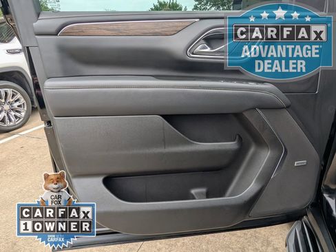 Used 2023 Chevrolet Tahoe Premier RWD image 17