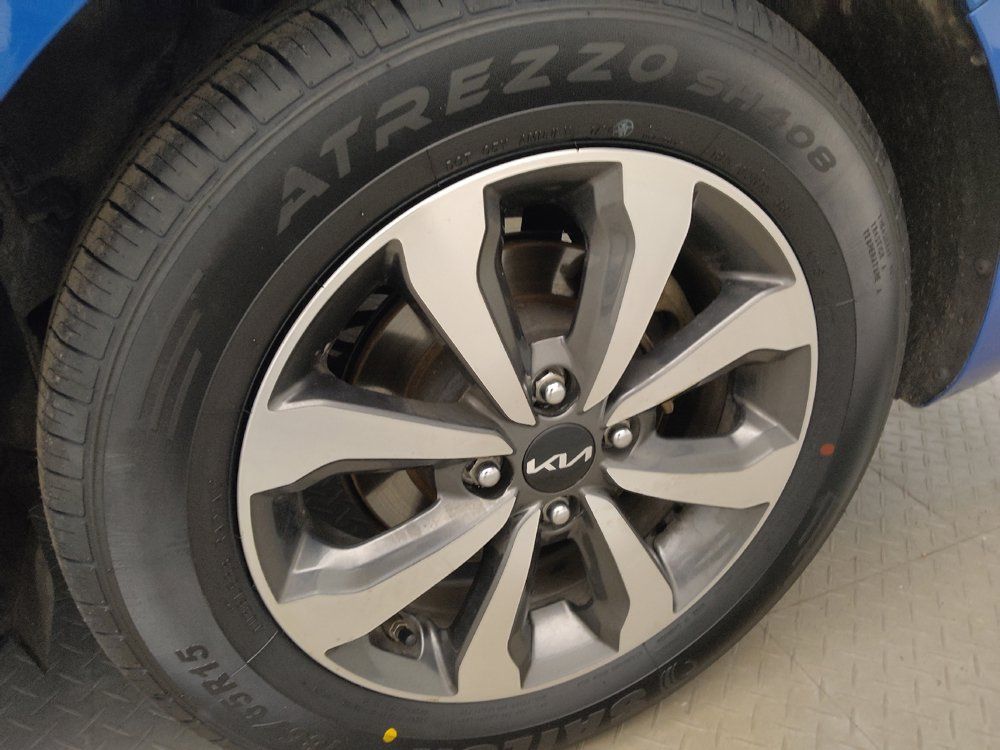 Used 2022 Kia Rio S w/ Technology Package FWD image 31