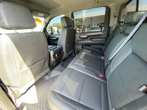 Used 2025 Chevrolet Silverado 2500 LT w/ Trail Boss Package AWD/4WD image 14