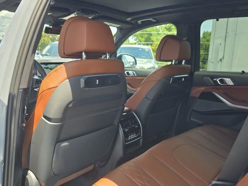 New 2026 BMW X5 xDrive50e w/ Executive Package AWD/4WD image 12