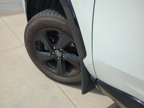 Used 2021 Toyota RAV4 XSE w/ XSE Grade Weather Package AWD/4WD image 10