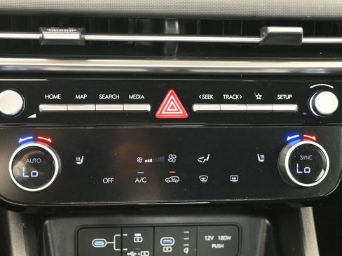 Used 2025 Hyundai Tucson SEL AWD/4WD image 34