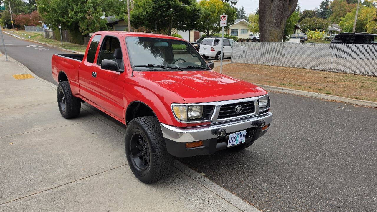 Used 1997 Toyota Tacoma 4x4 Xtracab V6 w/ LX Pkg image 3