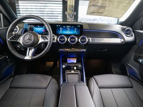 New 2026 Mercedes-Benz GLB 250 GLB 250 image 10