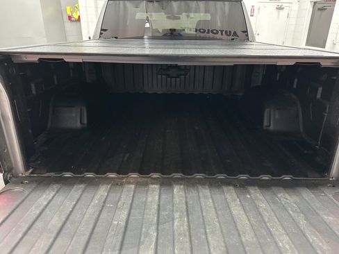 Used 2020 Chevrolet Silverado 1500 RST image 12