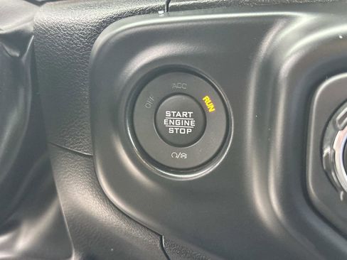 Used 2023 Jeep Wrangler Sport S image 27