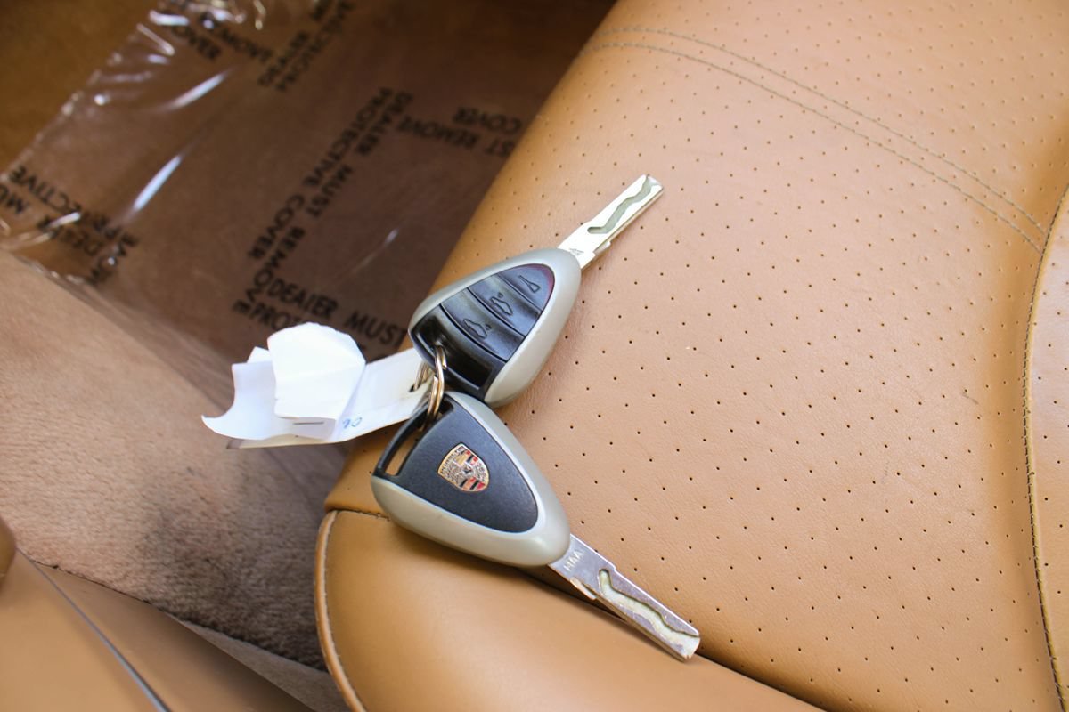 Used 2008 Porsche Cayman S RWD image 29