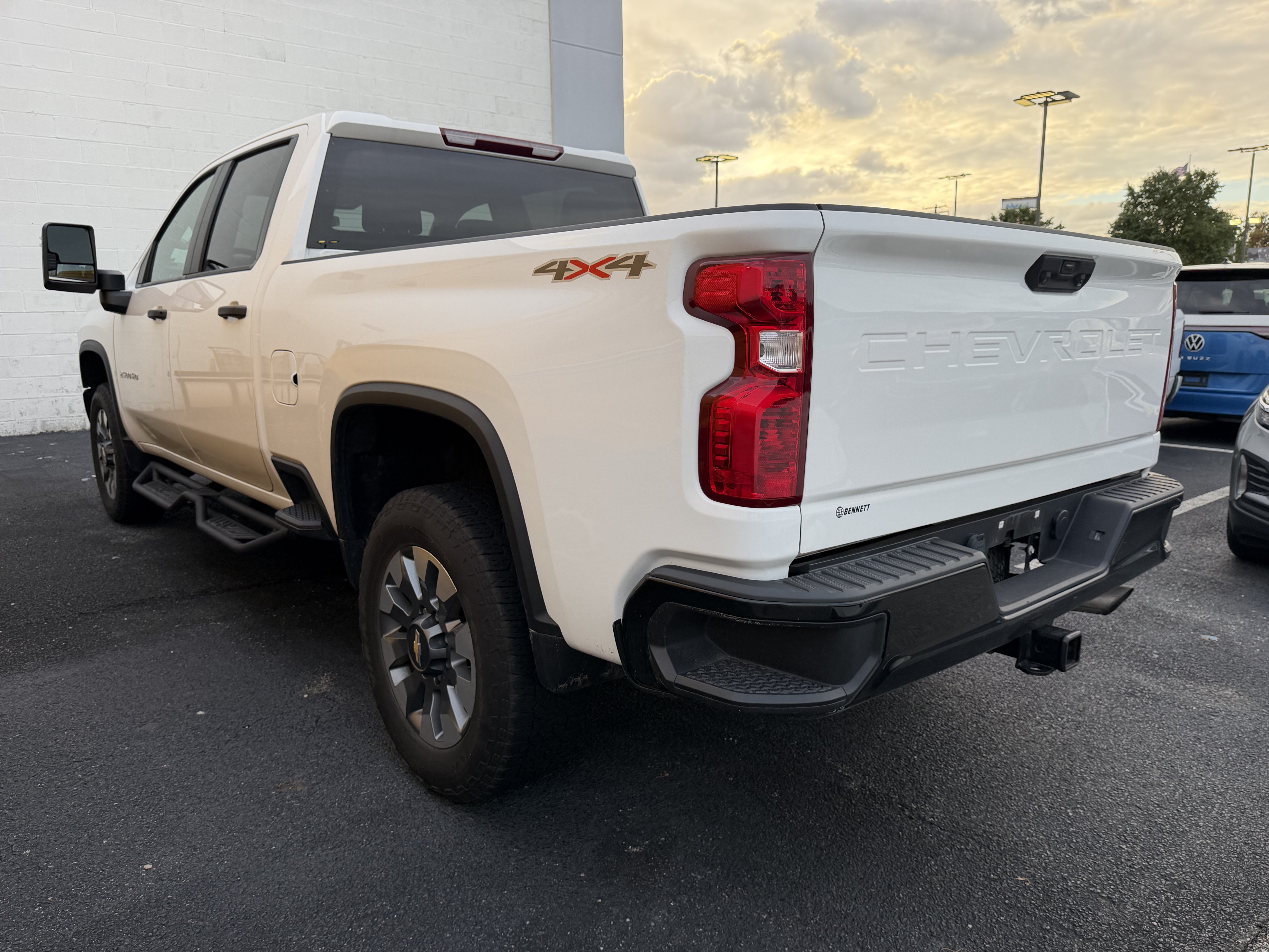 Used 2023 Chevrolet Silverado 2500 Custom w/ Custom Convenience Package AWD/4WD image 14
