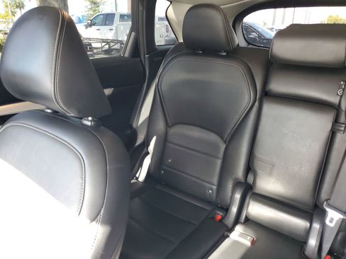 Used 2020 INFINITI QX50 Luxe w/ Navigation Package image 54