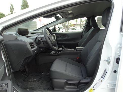 New 2026 Toyota Prius LE FWD image 10