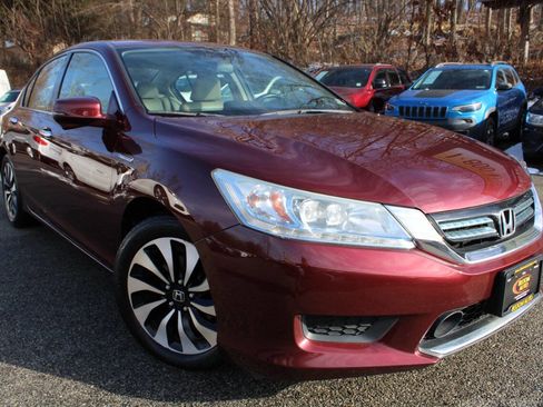 Used 2015 Honda Accord Touring image 4