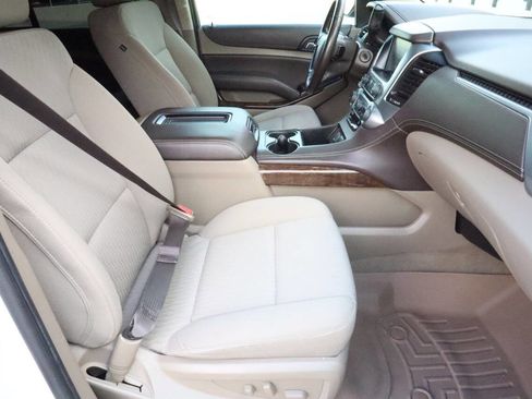 Used 2019 Chevrolet Tahoe LS image 6