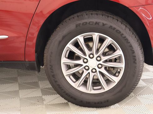 Used 2022 Buick Enclave Premium AWD/4WD image 19