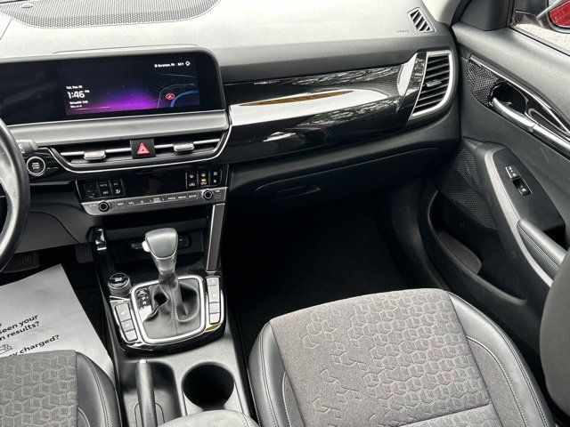 Used 2025 Kia Seltos S AWD/4WD image 48
