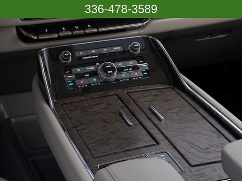 New 2024 Lincoln Navigator L Reserve image 15