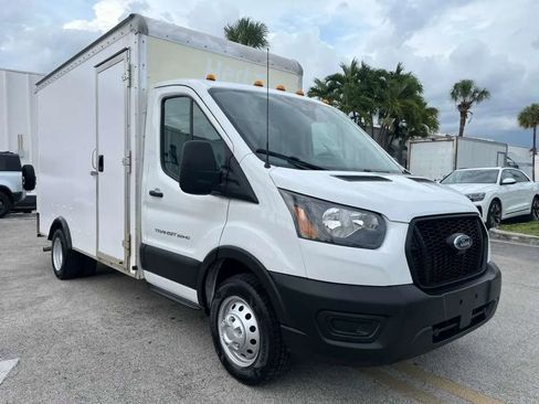 Used 2022 Ford Transit 350 DRW RWD image 1