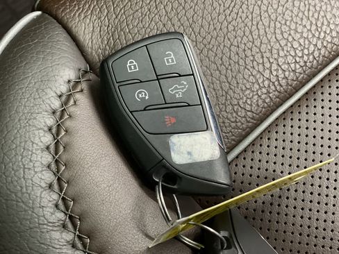 Used 2023 GMC Sierra 1500 Denali w/ Technology Package image 27