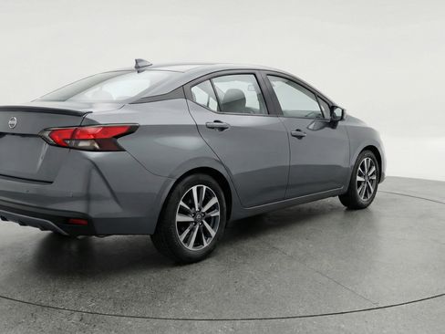 Used 2025 Nissan Versa SV image 9