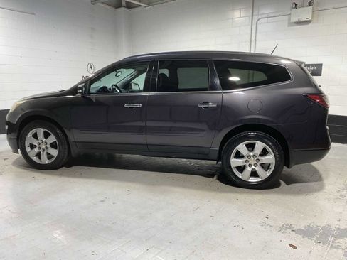 Used 2016 Chevrolet Traverse LT w/ Style and Technology Package image 3