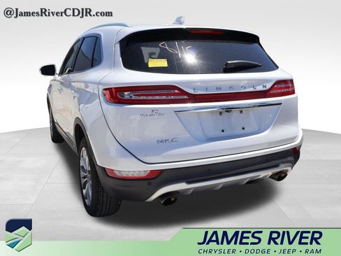 Used 2019 Lincoln MKC Select w/ Select Plus Package FWD image 21