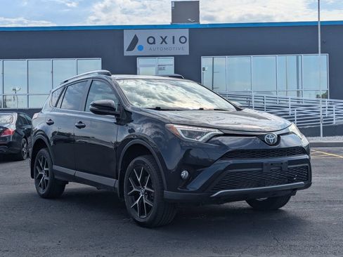 Used 2017 Toyota RAV4 SE AWD/4WD image 1