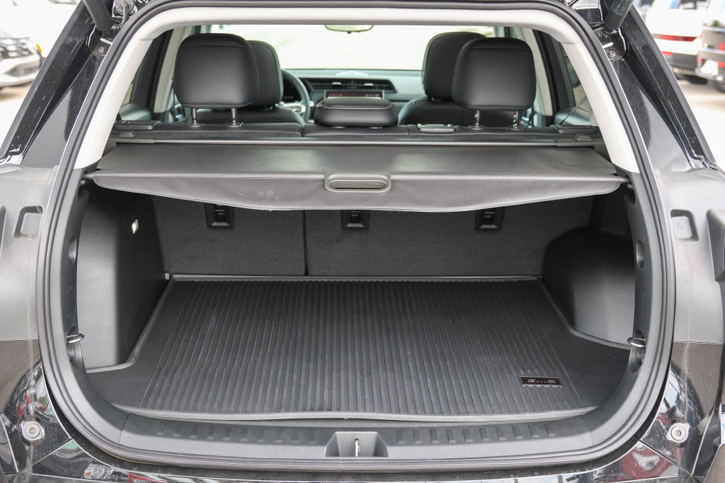 New 2026 GMC Terrain Denali AWD/4WD image 9