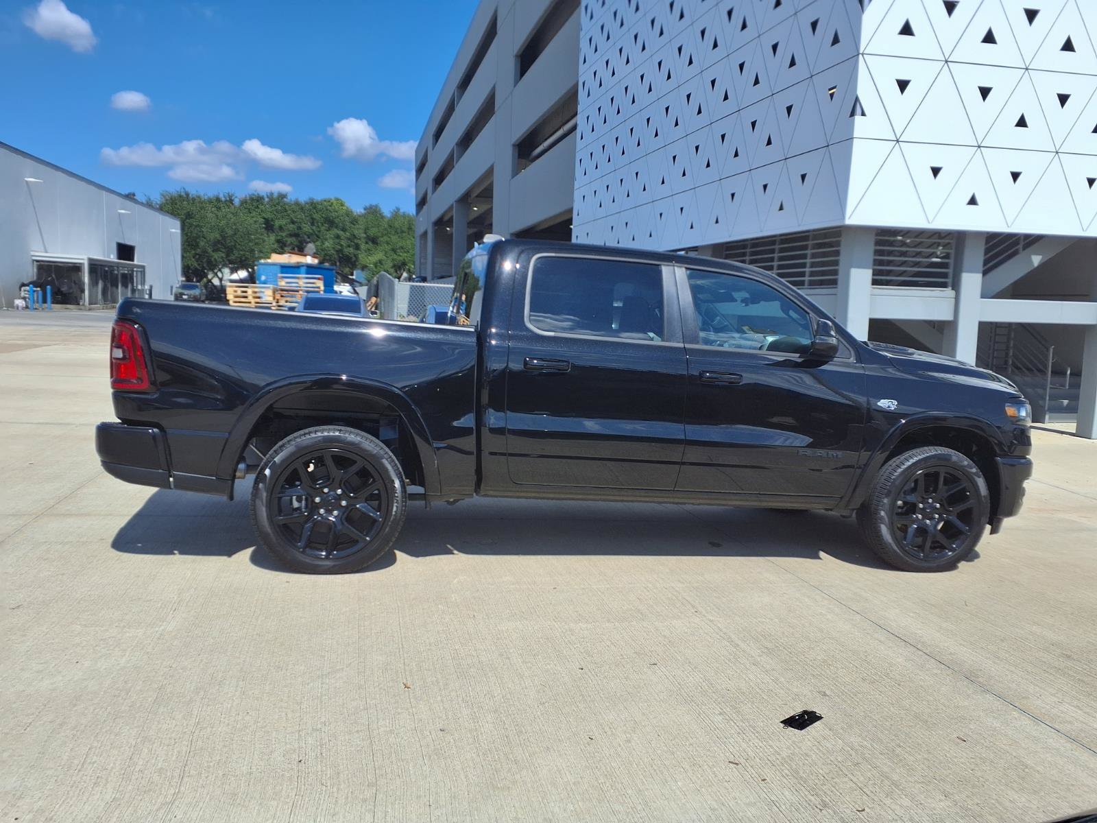 Used 2026 RAM 1500 Laramie w/ Night Edition AWD/4WD image 28