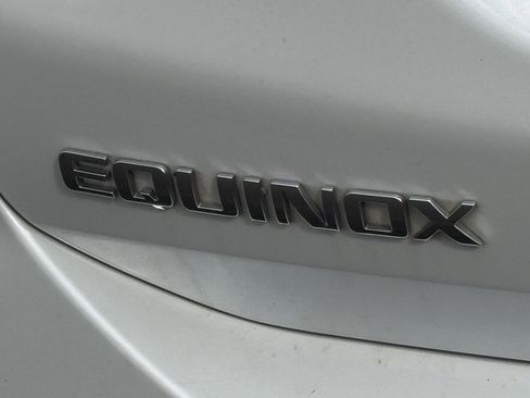 Used 2019 Chevrolet Equinox LT w/ Sun & Navigation Package image 20