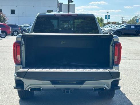 Used 2023 GMC Sierra 1500 Denali Ultimate AWD/4WD image 8