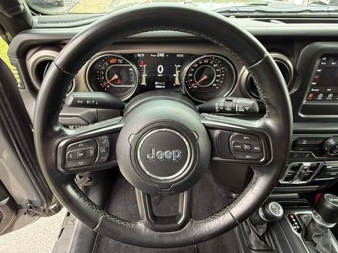 Used 2021 Jeep Wrangler Unlimited Sport AWD/4WD image 14