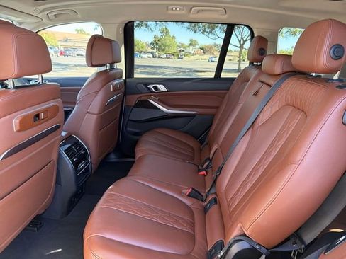 Used 2023 BMW X7 xDrive40i AWD/4WD image 26