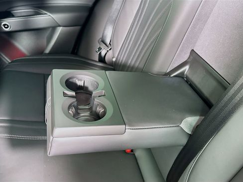 New 2025 Maserati Grecale GT image 25