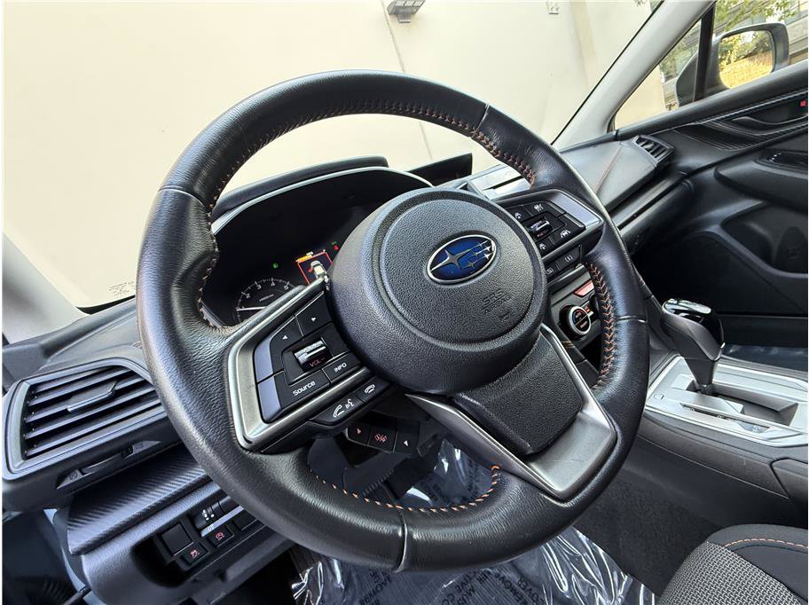 Used 2020 Subaru Crosstrek 2.0i Premium AWD/4WD image 12
