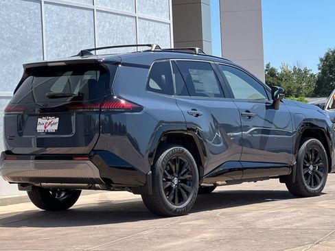 New 2026 Toyota RAV4 SE AWD/4WD image 4