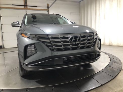 Used 2022 Hyundai Tucson Limited image 2