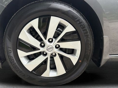 Certified 2025 Nissan Altima 2.5 S FWD image 32