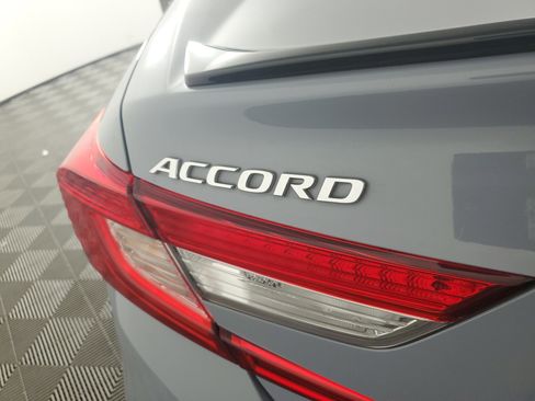 Used 2021 Honda Accord Sport image 31