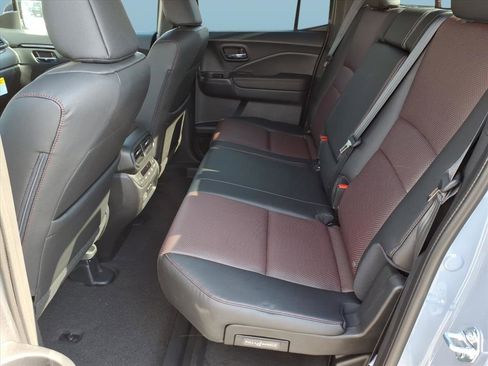 New 2026 Honda Ridgeline Black Edition image 5