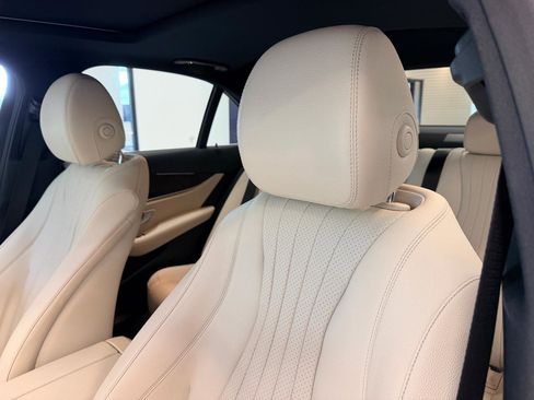 Used 2018 Mercedes-Benz E 300 image 18