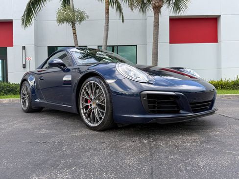 Used 2019 Porsche 911 Carrera S RWD image 12
