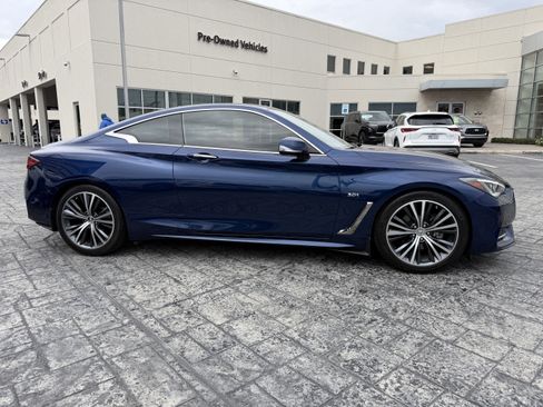 Used 2018 INFINITI Q60 3.0t Luxe w/ Sensory Package 3.0T Luxe image 8