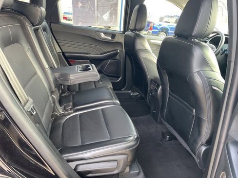 Used 2024 Ford Escape Platinum image 14