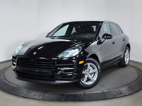 Certified 2021 Porsche Macan AWD/4WD image 1